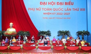 Đồng chí Trương Thị Mai, Uỷ viên Bộ Chính trị,  Bí thư Trung ương Đảng, Trưởng Ban Tổ chức Trung ương dự lễ khai mạc Đại hội đại biểu phụ nữ toàn quốc lần thứ XIII